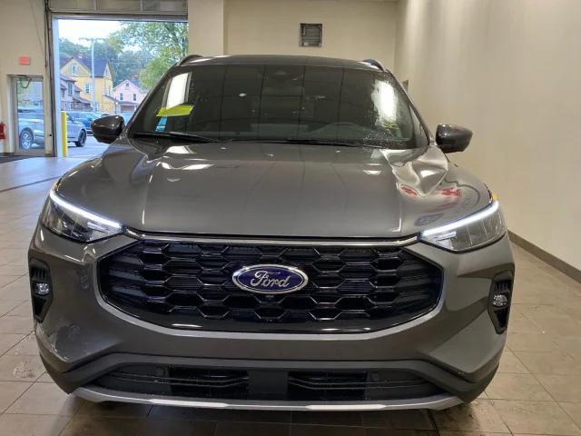 new 2025 Ford Escape car, priced at $38,660