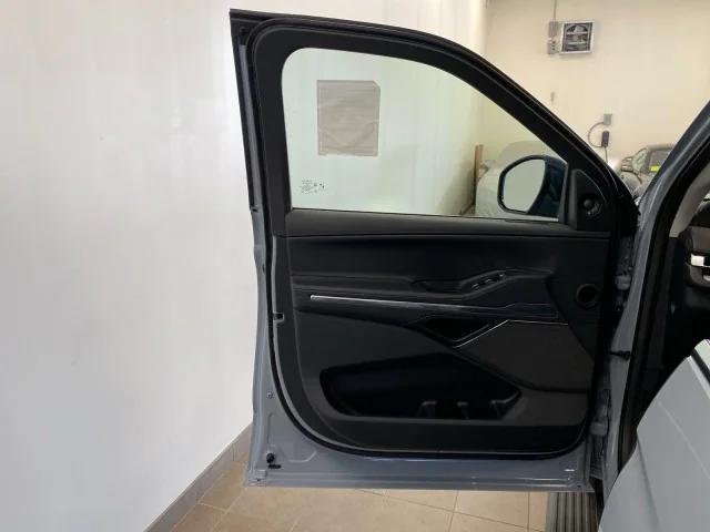 new 2025 Lincoln Navigator car, priced at $107,320