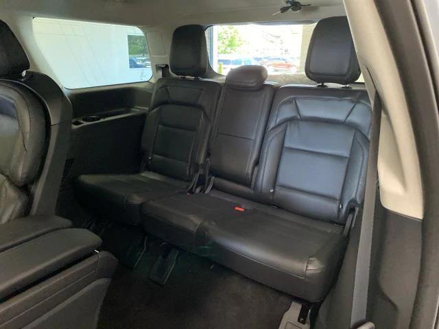 new 2025 Lincoln Navigator car, priced at $107,320