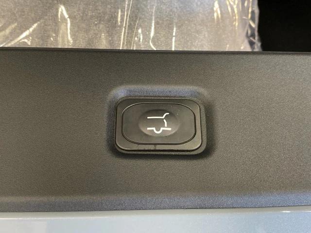 new 2025 Lincoln Navigator car, priced at $107,320