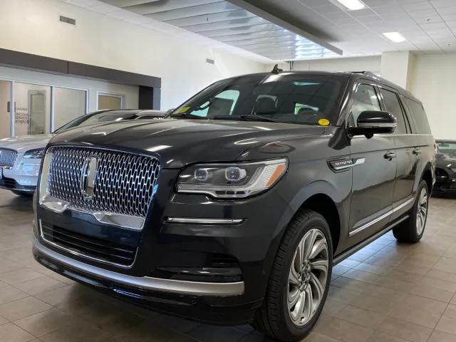 new 2023 Lincoln Navigator car, priced at $111,400