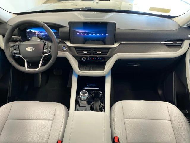 new 2025 Ford Explorer car, priced at $58,660