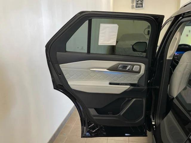 new 2025 Ford Explorer car, priced at $58,660