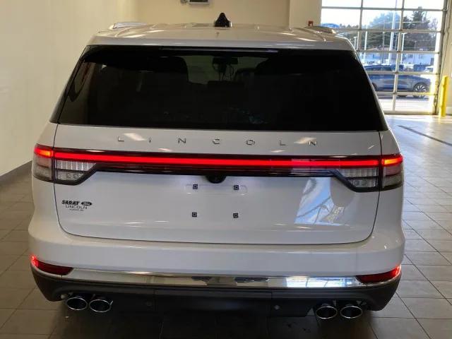 new 2025 Lincoln Aviator car, priced at $81,210