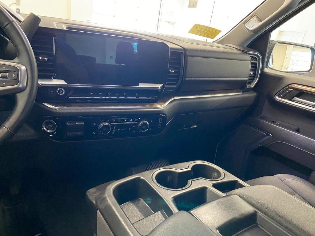 used 2024 Chevrolet Silverado 1500 car, priced at $48,990