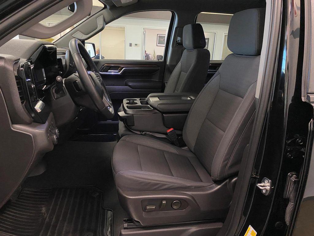 used 2024 Chevrolet Silverado 1500 car, priced at $48,990