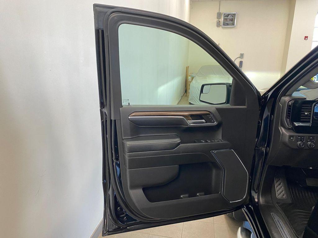 used 2024 Chevrolet Silverado 1500 car, priced at $48,990