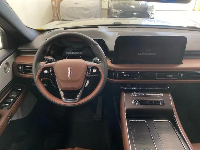 new 2025 Lincoln Aviator car, priced at $83,250