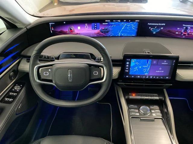 new 2025 Lincoln Nautilus car