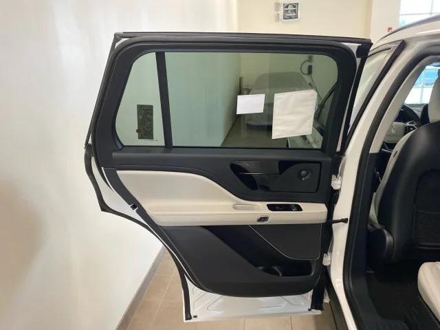 new 2025 Lincoln Aviator car, priced at $74,965