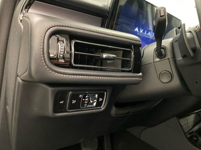 new 2025 Lincoln Aviator car