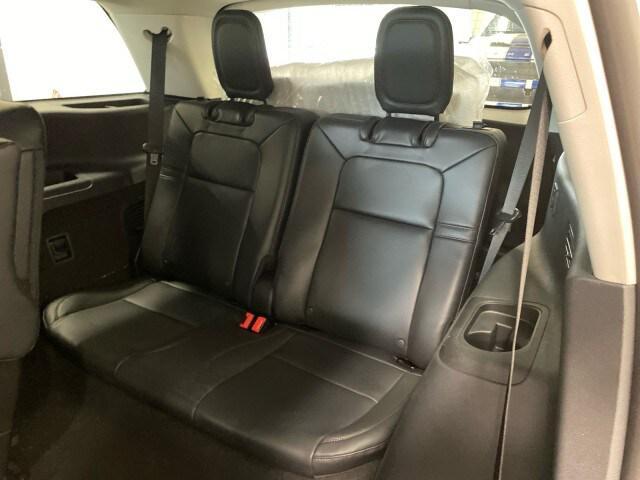 new 2025 Lincoln Aviator car