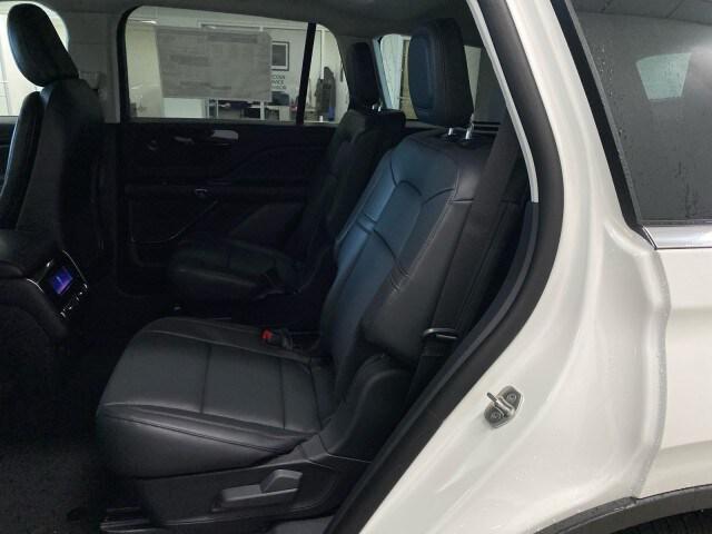 new 2025 Lincoln Aviator car