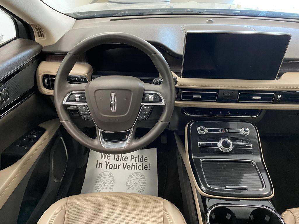 used 2022 Lincoln Nautilus car, priced at $41,990