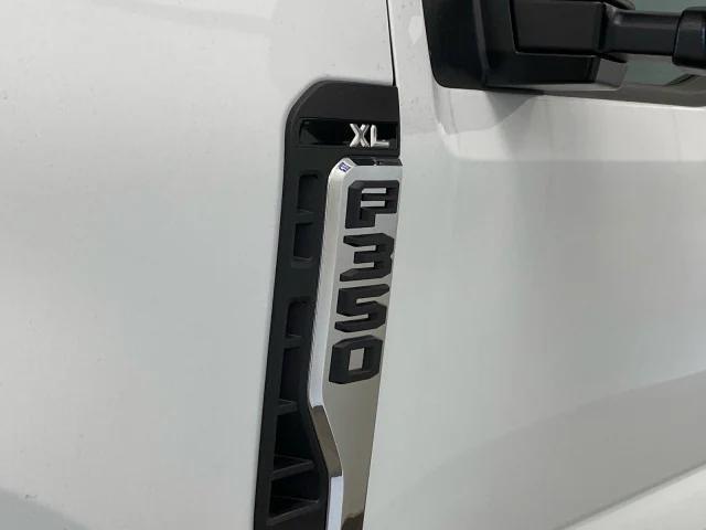 new 2025 Ford F-350 car, priced at $82,290