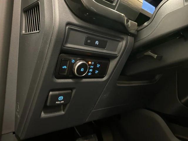 new 2025 Ford F-150 car, priced at $53,770