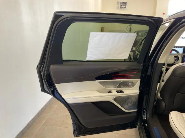 new 2024 Lincoln Nautilus car