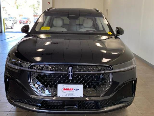new 2024 Lincoln Nautilus car