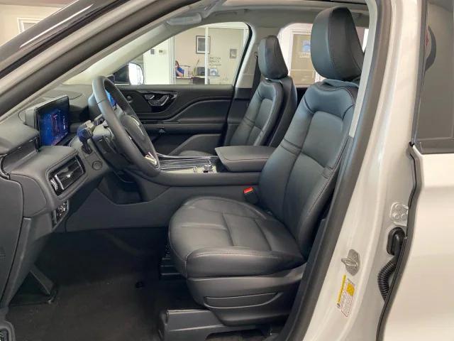 new 2025 Lincoln Aviator car, priced at $71,440