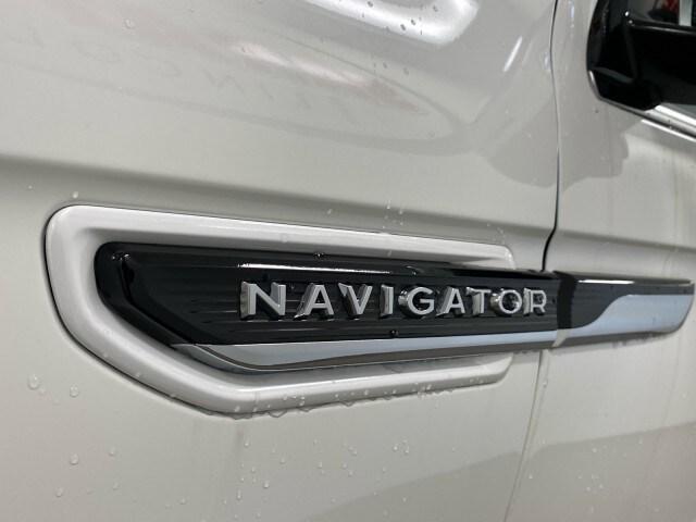 new 2024 Lincoln Navigator L car, priced at $119,040
