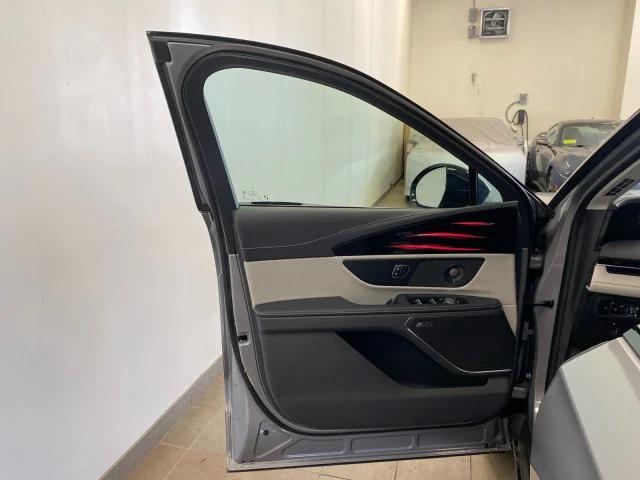 new 2025 Lincoln Nautilus car, priced at $61,070