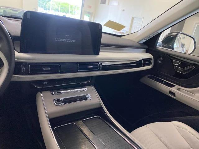 new 2025 Lincoln Aviator car