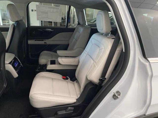 new 2025 Lincoln Aviator car