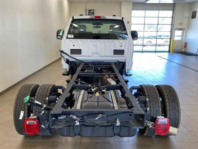 new 2025 Ford F-450 car, priced at $74,505