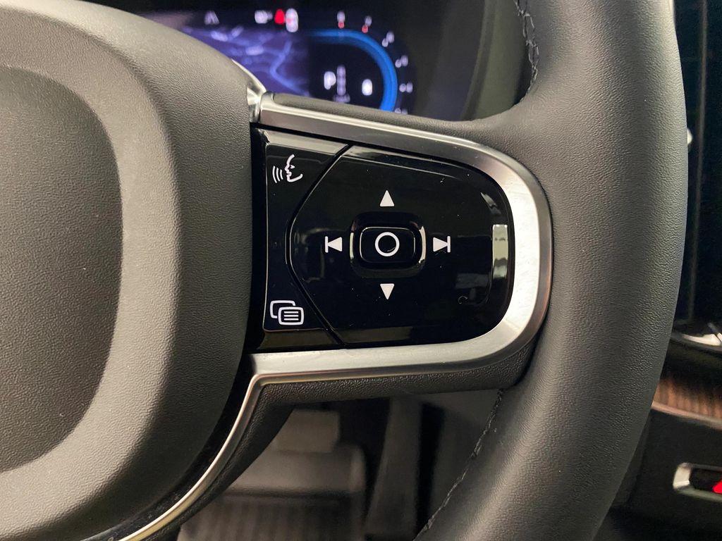used 2024 Volvo XC60 car, priced at $40,990