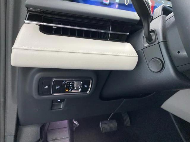 new 2025 Lincoln Nautilus car