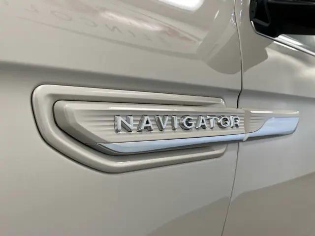 new 2024 Lincoln Navigator car, priced at $107,780