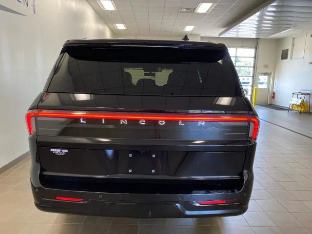 new 2025 Lincoln Navigator car, priced at $109,375