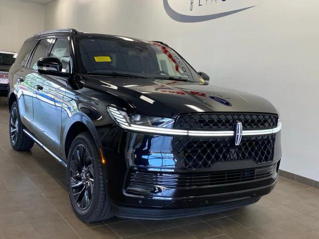 new 2025 Lincoln Navigator car, priced at $109,375