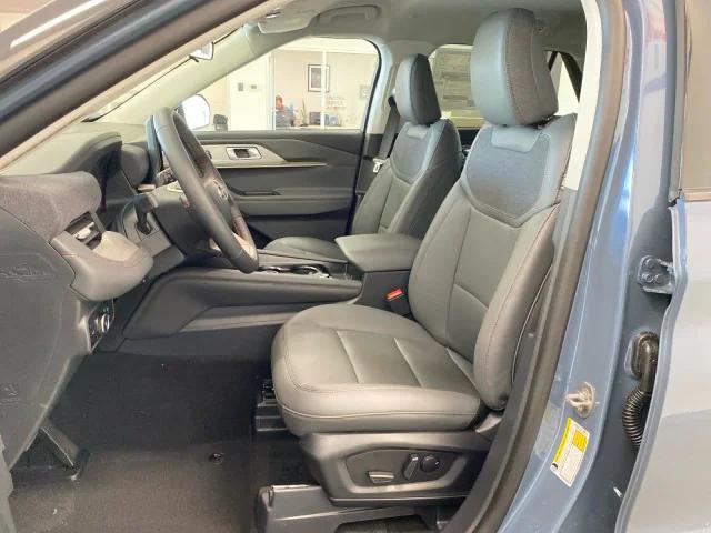 new 2025 Ford Explorer car, priced at $49,555