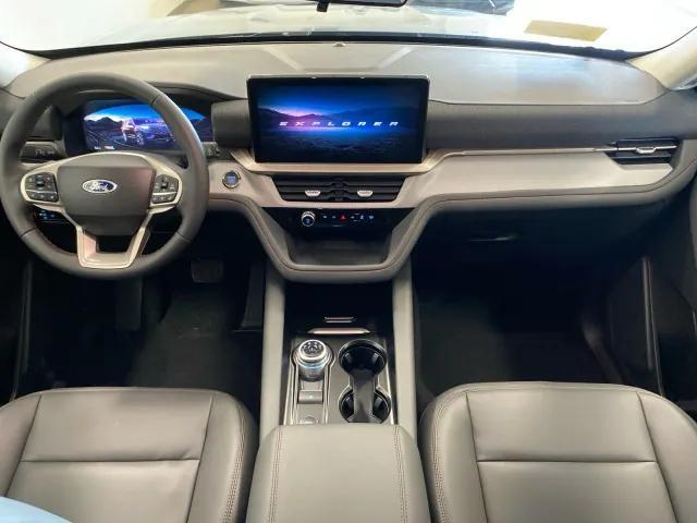 new 2025 Ford Explorer car, priced at $49,555