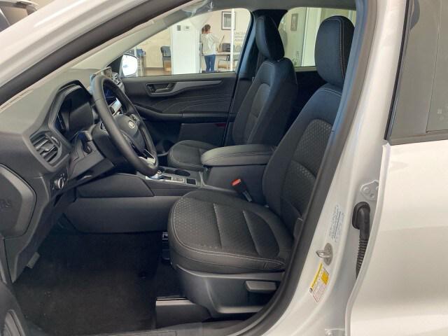 new 2025 Ford Escape car, priced at $35,400