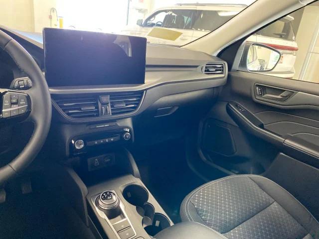 new 2025 Ford Escape car, priced at $35,400