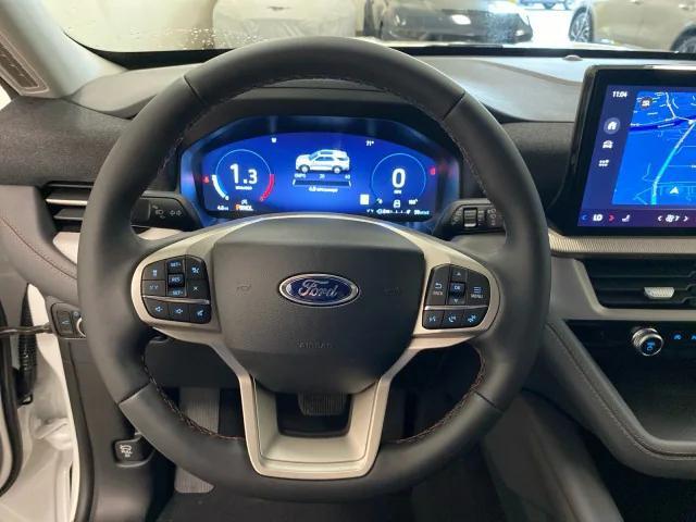 new 2025 Ford Explorer car, priced at $45,100