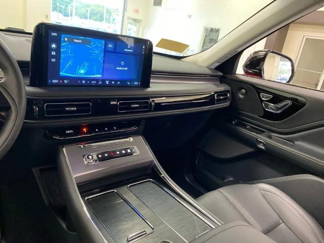new 2025 Lincoln Aviator car, priced at $67,340