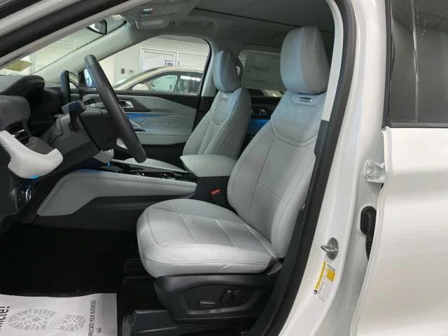 new 2025 Ford Explorer car, priced at $61,255