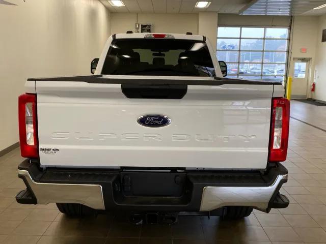 new 2024 Ford F-250 car, priced at $59,025