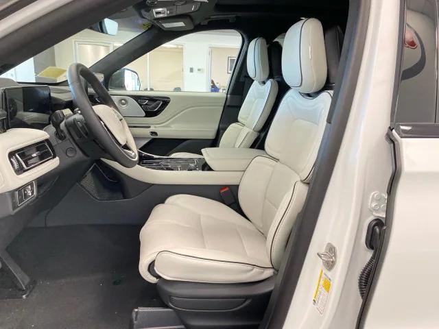 new 2025 Lincoln Aviator car