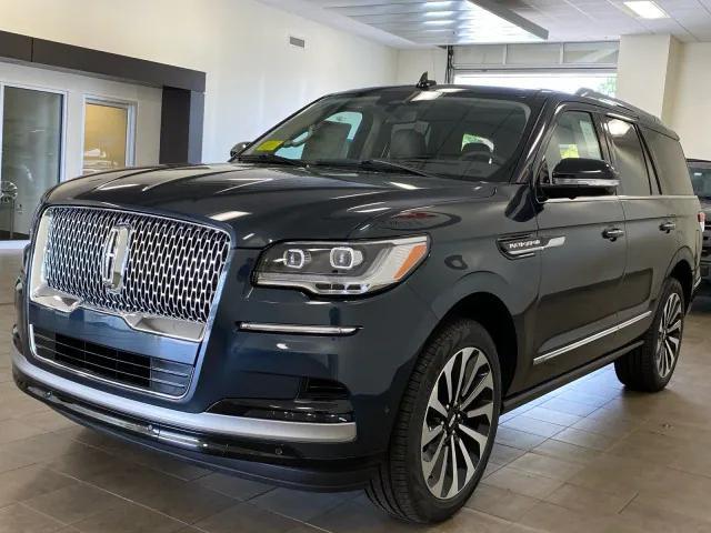 new 2024 Lincoln Navigator car, priced at $105,945