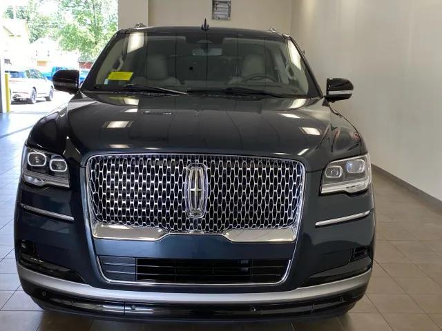 new 2024 Lincoln Navigator car, priced at $105,945