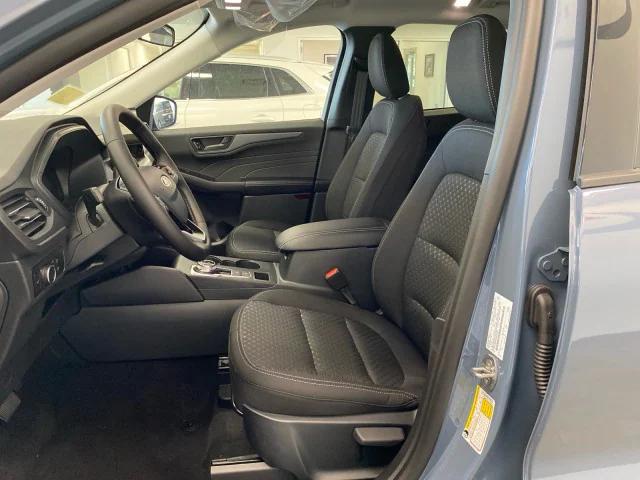 new 2025 Ford Escape car, priced at $35,400