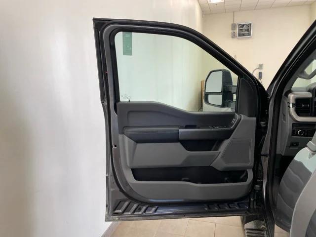 new 2025 Ford F-350 car, priced at $59,880