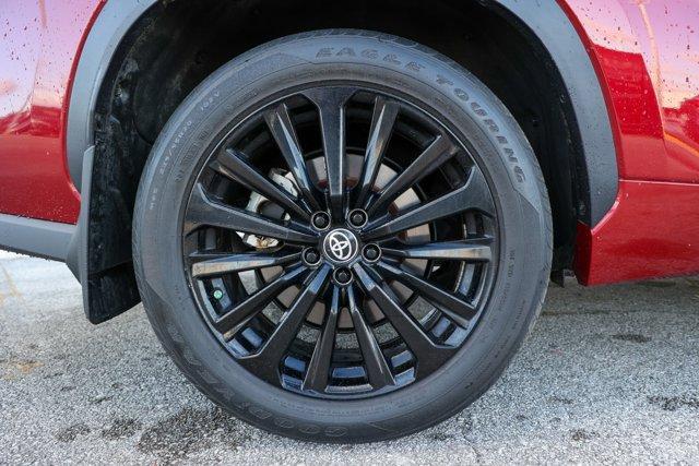 used 2023 Toyota Highlander car, priced at $38,852