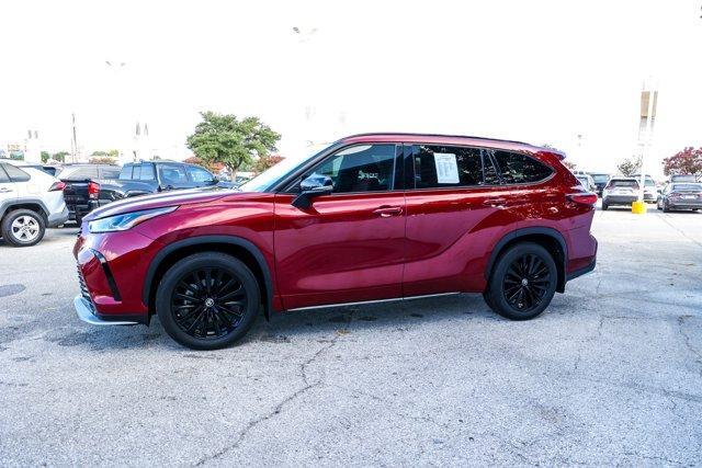 used 2023 Toyota Highlander car, priced at $38,852