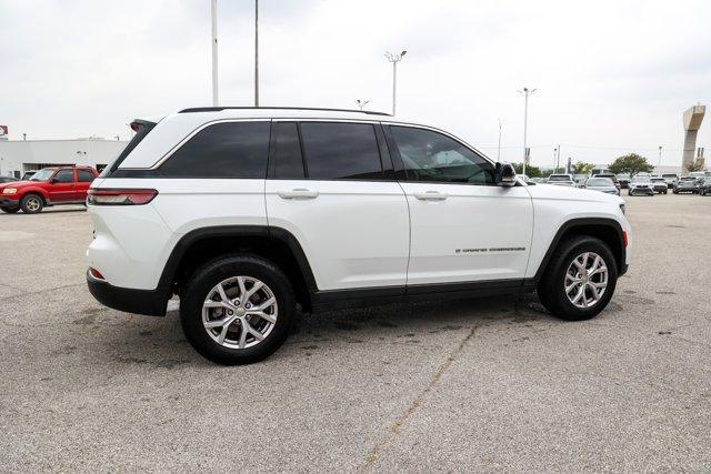used 2022 Jeep Grand Cherokee car, priced at $30,998