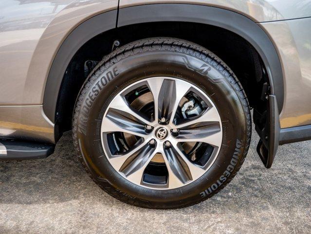 new 2025 Toyota Highlander car, priced at $50,640